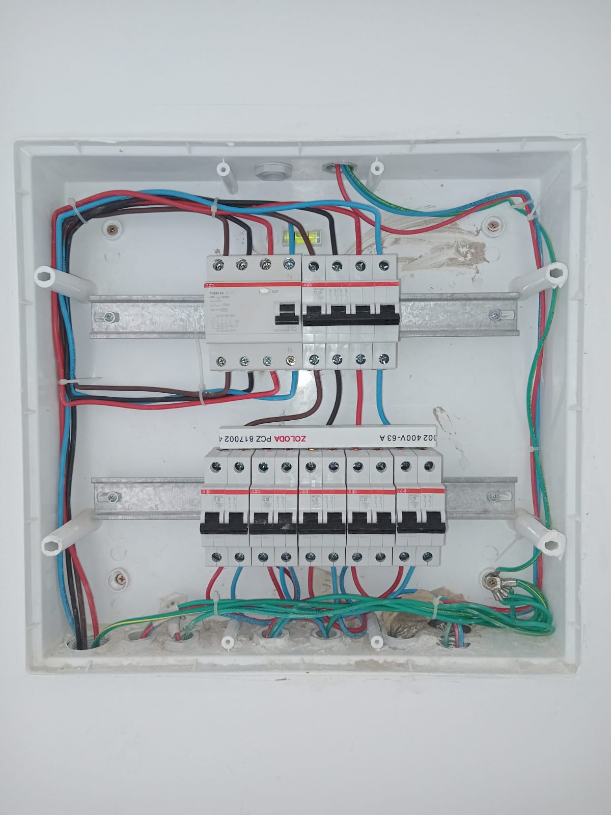 Trabajo eléctrico realizado por STATIC