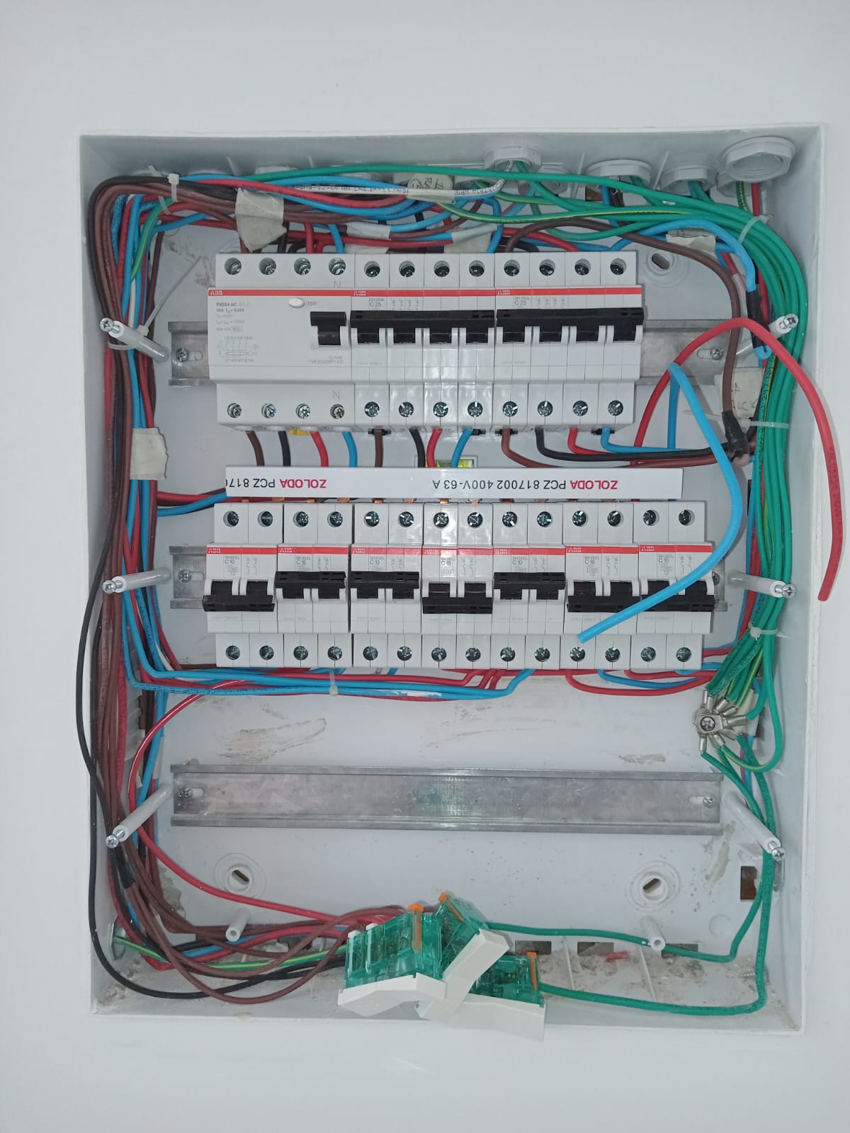 Trabajo eléctrico realizado por STATIC