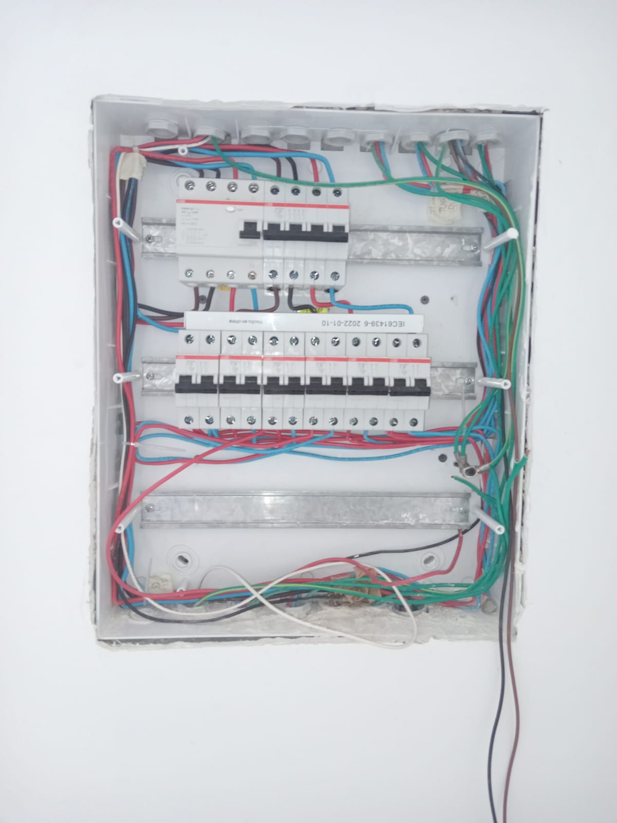 Trabajo eléctrico realizado por STATIC