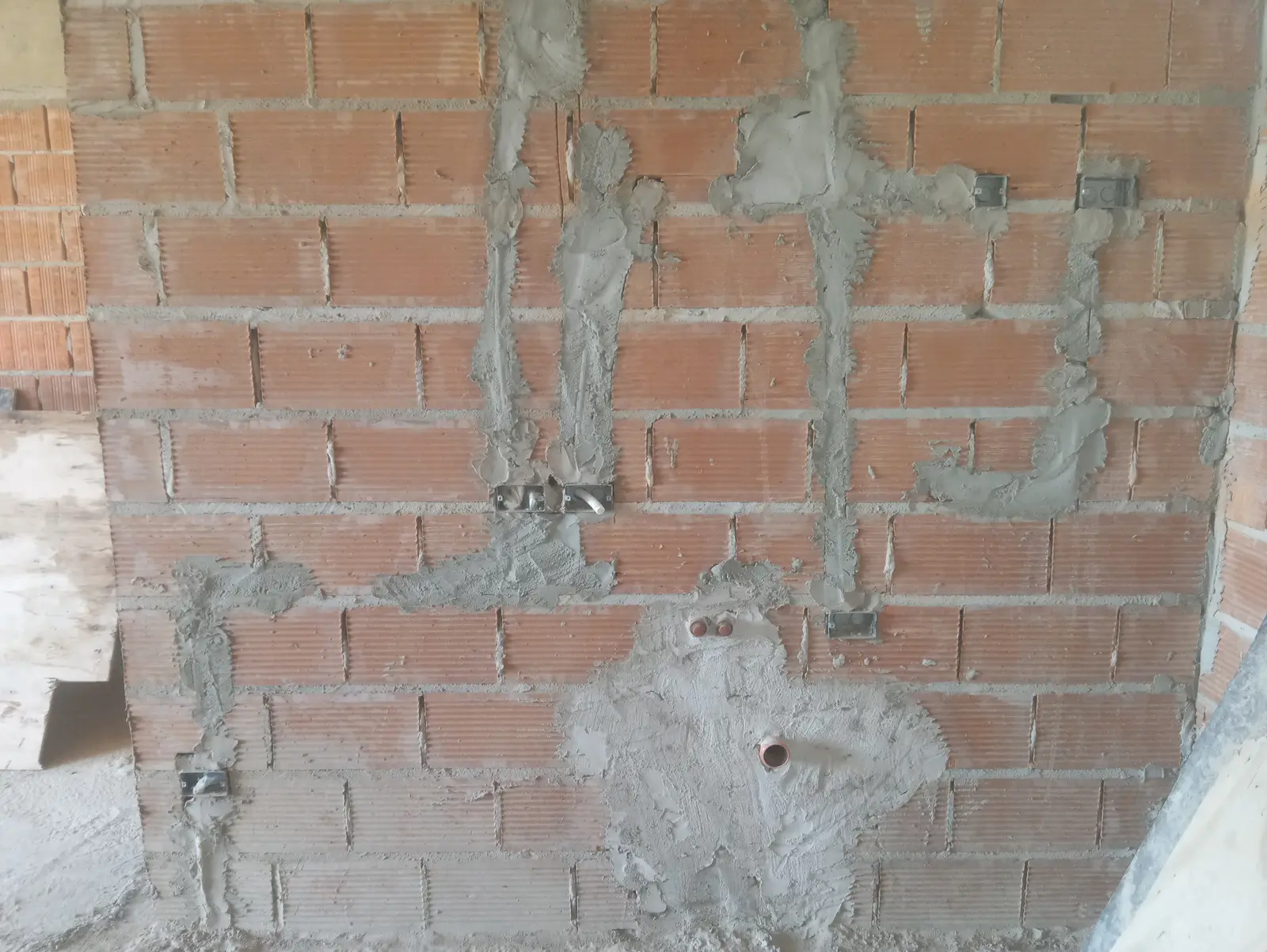 Trabajo eléctrico realizado por Alejandro Reyes para STATIC